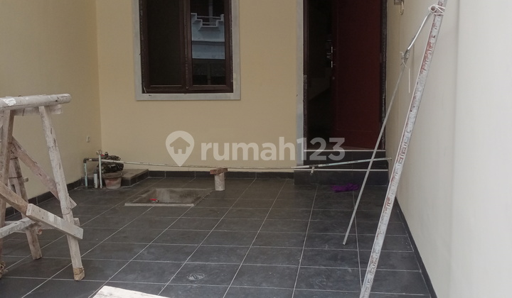Rumah Baru Minimalis 3 Lt Tanjung Duren Selatan Jakarta Barat 2