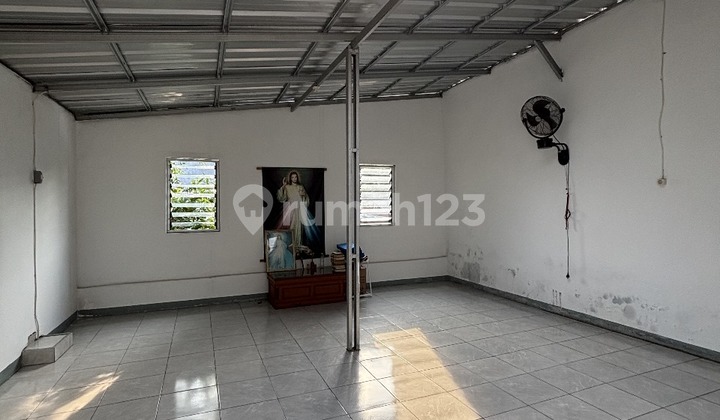 Rumah 2 Lt Hitung Tanah Tanjung Duren Jakarta Barat 2