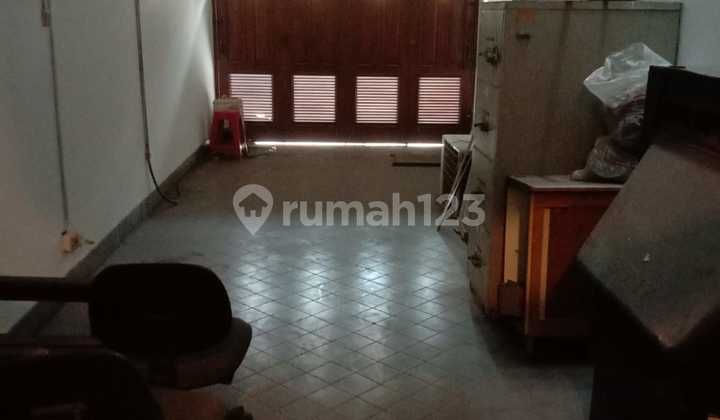 Nice 2-Story House Ready to Occupy in Tanjung Duren, West Jakarta 2