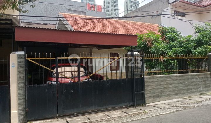 Rumah Tua Hitung Tanah Tanjung Duren Jakarta Barat