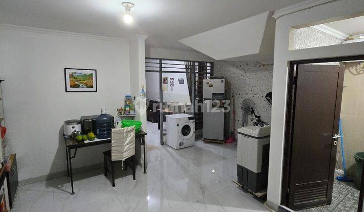 dapur rumah hitung tanah di komplek