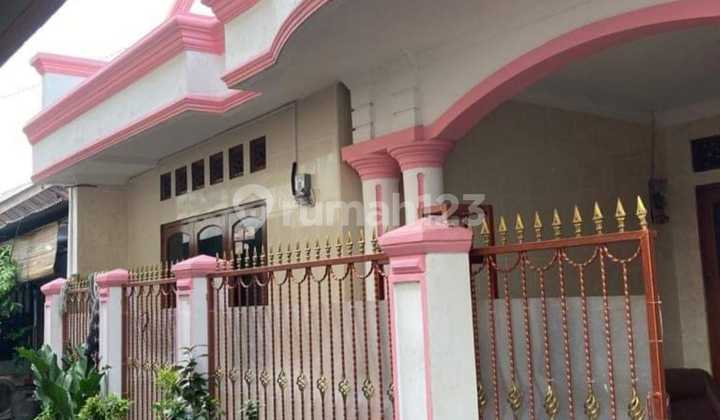 Ready-to-Live-In Family Home in Palmerah Barat, South Jakarta