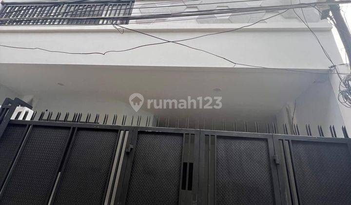 RUMAH BARU 3 LANTAI  MANGGIS TANJUNG DUREN UTARA 1