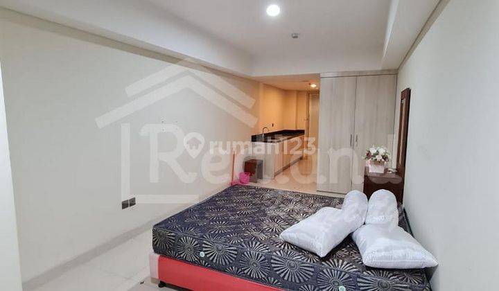 Apartemen Pinnacle lt 10 Pandanaran Semarang ( VnYl 2327 ) 1