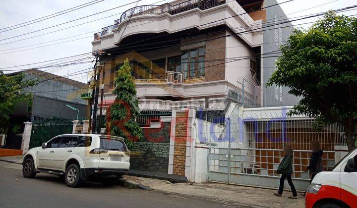 Rumah di Singosari, Semarang Yl 1086  1