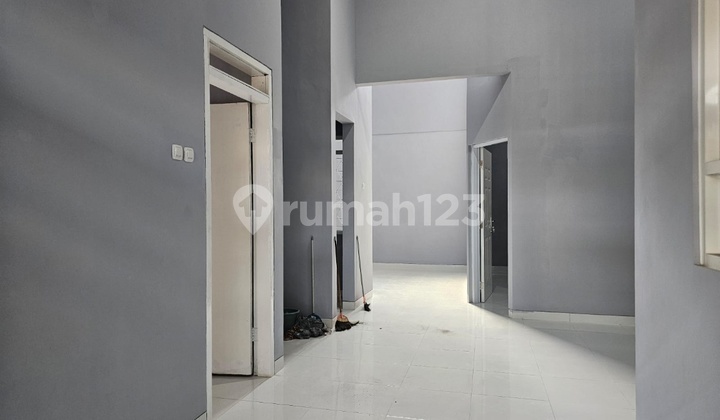 Rumah Siap Pakai Sudah Tinggi Di Puri Anjasmoro , Semarang 2