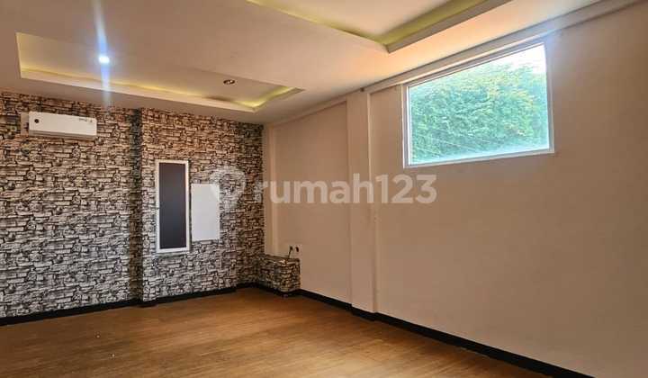 Sewa Ruko Tengah Kota Mayjen Sutoyo Kampung Kali Siap Pakai Lokasi Strategis Sekali Ramai Pusat Kota Semarang 1