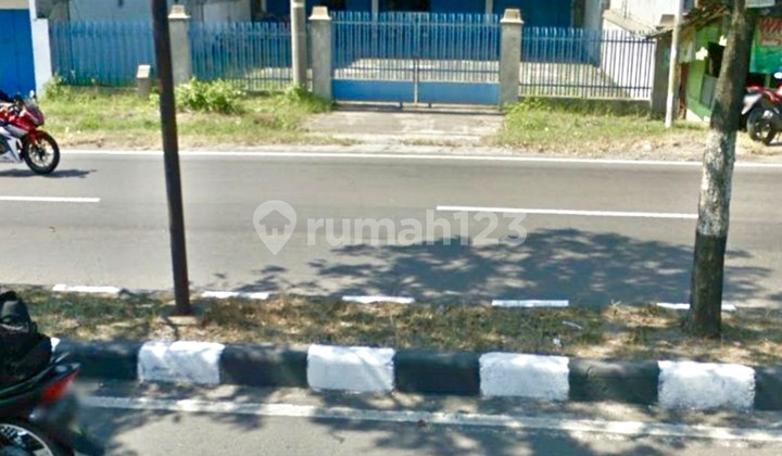 Tempat Usaha Atau Gudang Strategis Di Palur Solo Sragen , Pinggir Jalan Solo.