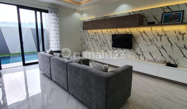 Rumah Furnish Mewah Daerah Elite Dan Aman Di Montana Jangli, Semarang  1