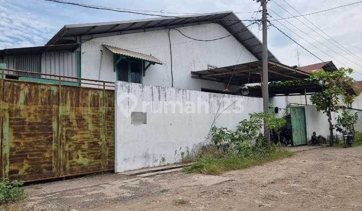 Jual Gudang Dan Pabrik Siap Pakai Pangkalan Truk Semarang. Bisa Jual Dengan Usaha Juga.  2