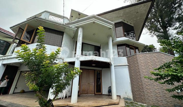 For Sale Very Spacious House in Elite Neighborhood, Upper Candi Area, Semarang. 2