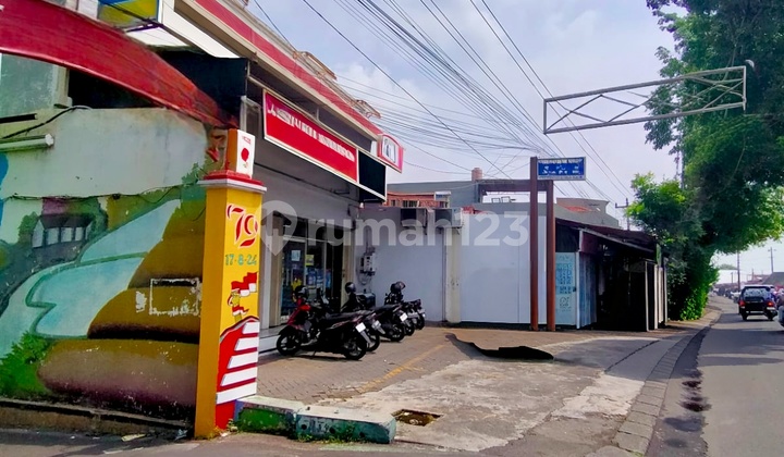 Jual Tempat Usaha Lebar 10 Jalan Sangat Ramai Sekali Good Investasi Kedungmundu Raya Semarang. 2