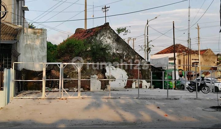 Tanah Di Raden Patah Strategis, Semarang 1