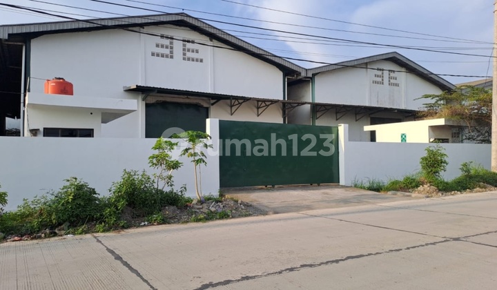 Warehouse in the Candi Gatot Subroto Industrial Area, Semarang 1
