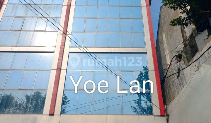 Ruko Tengah Kota Di Sriwijaya , Semarang  1