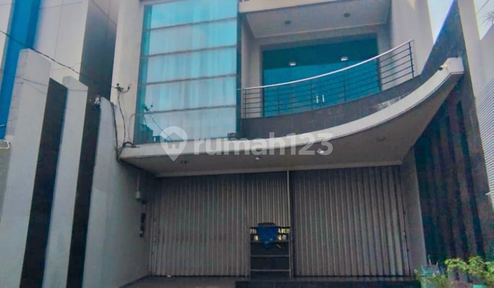 Sewa Jendral Sudirman Raya Siap Huni Cocok Daerah Strategis Semarang Kota Bebas Banjir Sangat Padat Penduduk. 1