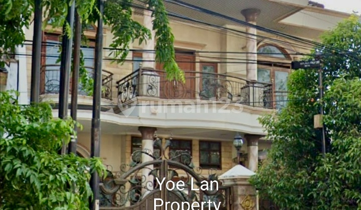 Rumah Di Gajah Raya , Semarang 