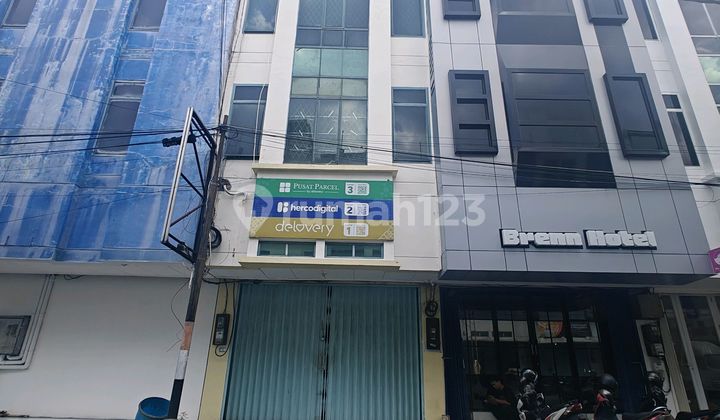 For Sale, Ready-to-Use Ruko at Mataram Plaza Front, Secure Cluster, Central Semarang City Center. 2