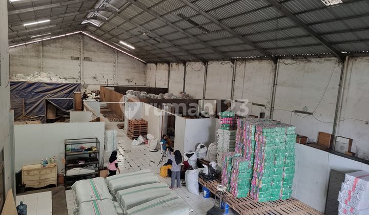 Jual Gudang Dan Pabrik Siap Pakai Pangkalan Truk Semarang. Bisa Jual Dengan Usaha Juga.  1