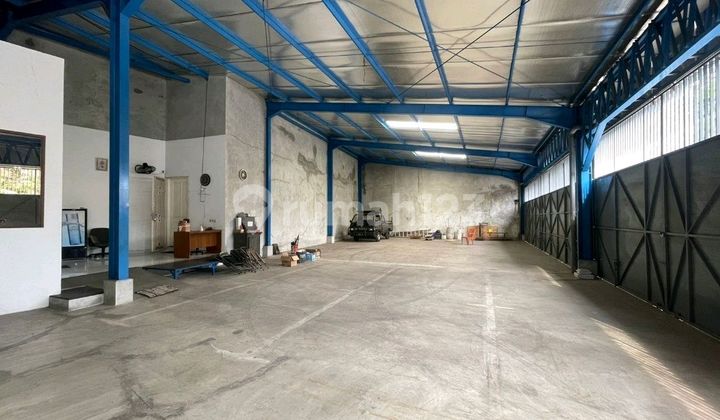 Sewa Tempat Usaha Moh Suyudi Tengah Kota Daerah Sangat Ramai Strategis Bisnis Dekat Gajahmada. 1