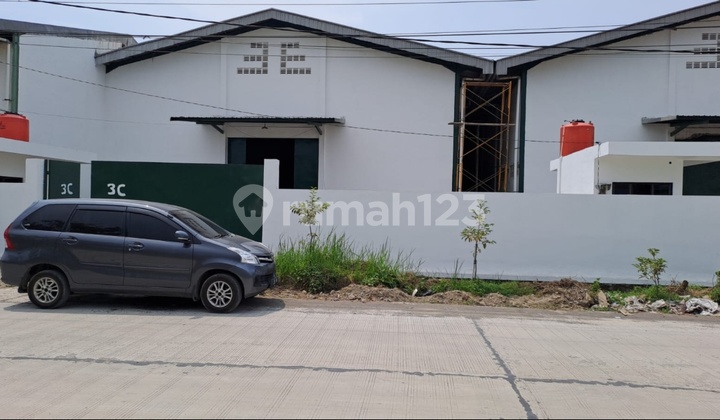 Warehouse in the Candi Gatot Subroto Industrial Area, Semarang 2