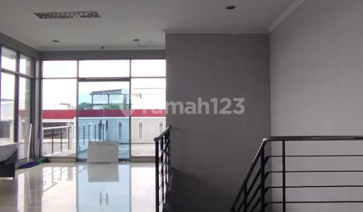 Sewa Jendral Sudirman Raya Siap Huni Cocok Daerah Strategis Semarang Kota Bebas Banjir Sangat Padat Penduduk. 2