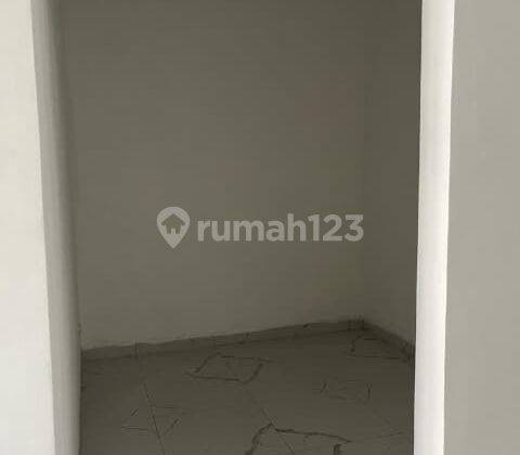 Rumah Baru Pancoranmas 2 Lantai Murah Dekat Pintu Tol Sawangan Depok  2