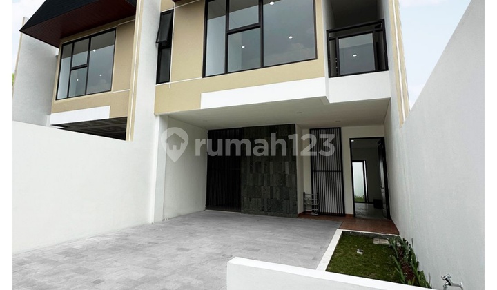 Rumah 2 Lantai, Siap Huni Dekat Akses Pintu Tol Pamulang Tangsel