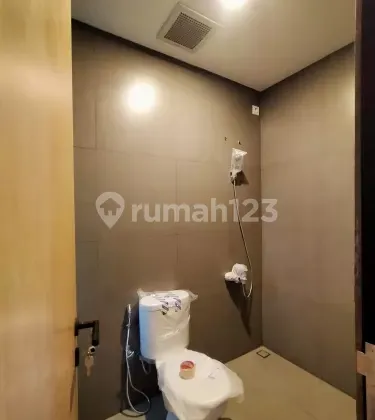 Rumah Minimalis Modern 2.5 Lantai Baru, Cluster di Cinangka Depok Rumah Minimalis Modern 2.5 Lantai Baru, Cluster di Cinangka Depok