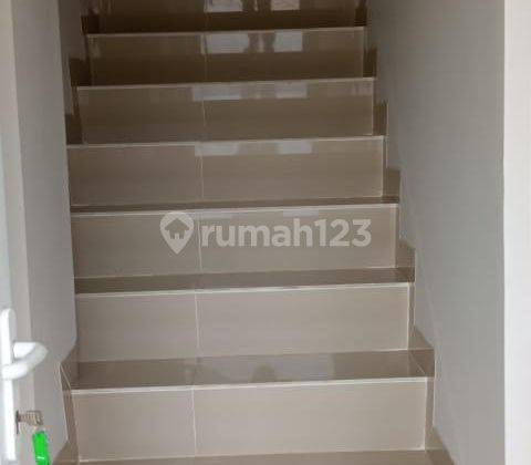 Ready stock Ruko 2 lantai di Bukit dago Pamulang  3