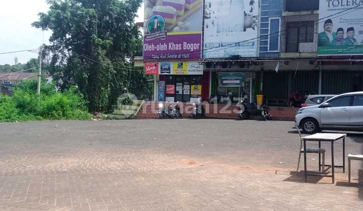 Ruko Strategis 2lantai di Maharaja depan Mall DTC depok  3