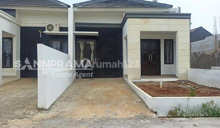 Rumah American Classic dekat Stasiun Depok  1