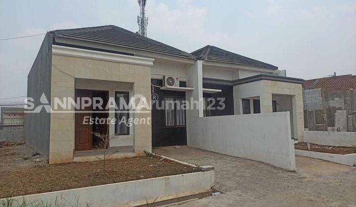 Rumah American Classic dekat Stasiun Depok  2