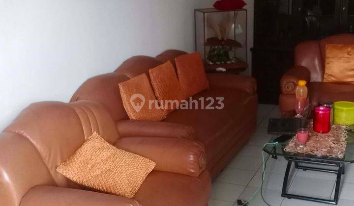 Rumah Seken siap huni di Komplek keuangan Ciledug 1.950 M 2