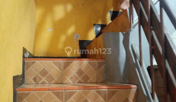 Rumah Second 3 Lantai D Cempaka Putih 2.2 M Shm 2