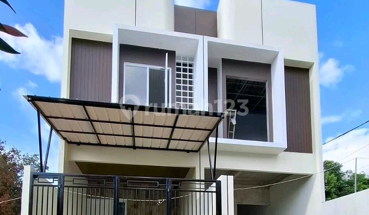 Ready Stock Rumah di Cibubur Free Biaya Dekat Tol