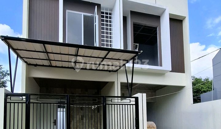 Rumah di Cibubur 10 Menit ke Tol dan LRT Free Biaya2