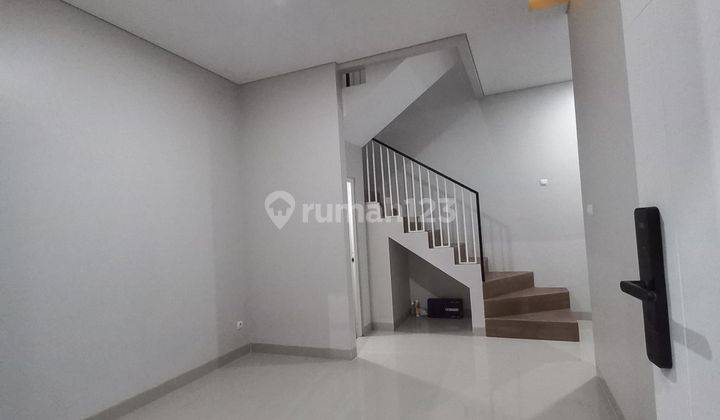 Siap Huni Rumah 2 Lantai Tanpa Dp Free Biaya  2