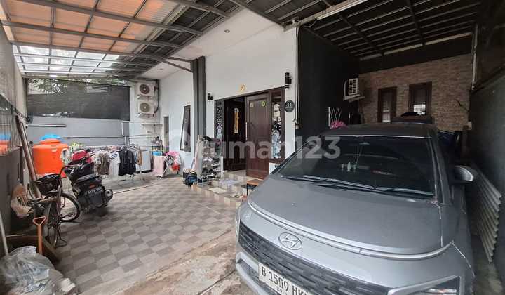 Dijual Cepat- Nego Sampai Deal Rumah di Bojong Indah Dijual Cepat- Nego Sampai Deal Rumah di Bojong Indah