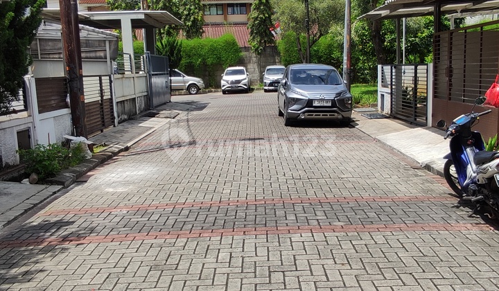 Dijual Cepat Rumah Bagus di Taman Semanan Indah 2