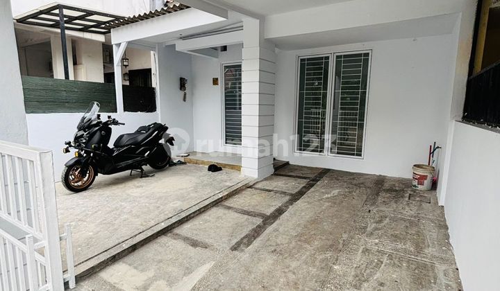 For Rent Fast, Good & Cheap House In Metland Puri For Rent Fast, Good & Cheap House In Metland Puri