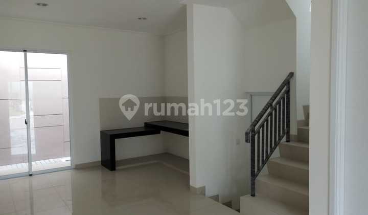 Disewakan Cepat Rumah di Green Puri Semanan Jakarta Barat Disewakan Cepat Rumah di Green Puri Semanan Jakarta Barat