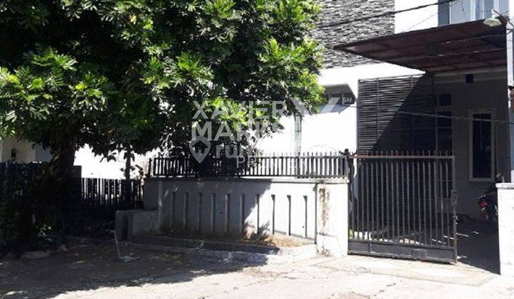 A061 Dijual Rumah Pusat Kota Malang 2 Lantai di Pisang Candi,row Bisa 3 Mobil  1