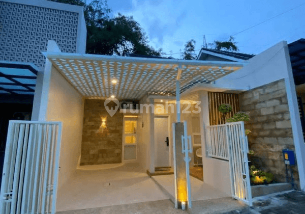 B013 Dijual Murah Bonus Full Furnish Modern Minimalis di Mulyorejo Asri,sukun,malang 3