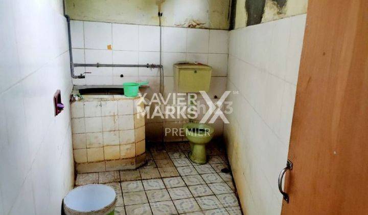 H089 Dijual Rumah Usaha 0 Jalan Raya di Celaket, Klojen, Malang 2