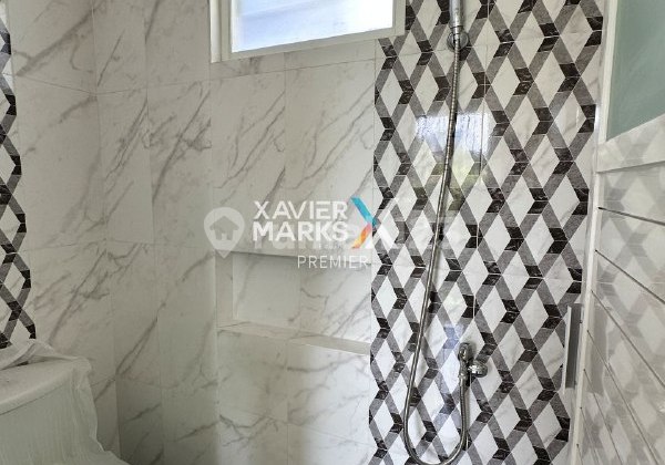 d073 Rumah Angsuran Murah 2 Lantai di Kota Malang  2