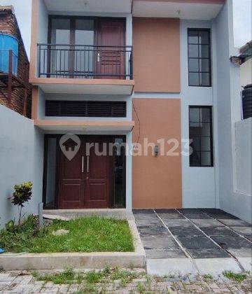 T094 Rumah Murah Bangunan Baru di Bumiayu Kota Malang  2