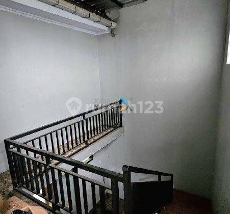 a077 Rumah kawasan Kampus Lokasi Ramai dan Hidup Dinoyo, Malang Kota 2