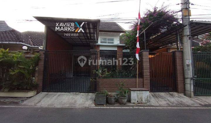 V004 Dijual Rumah Terawat di Jl. Bunga bunga Lowokwaru, Malang 1