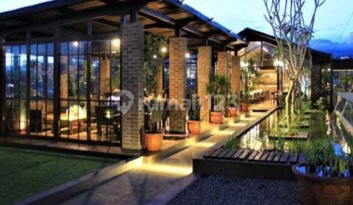 Active hotel, near the Lembang tourist area.